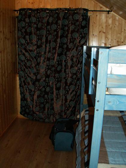 CHAMBRE ENFANT 1 LIT SUPERPOSE ET POSSIBLITE DE RAJOUTER UN TROISIEME LIT EN 90